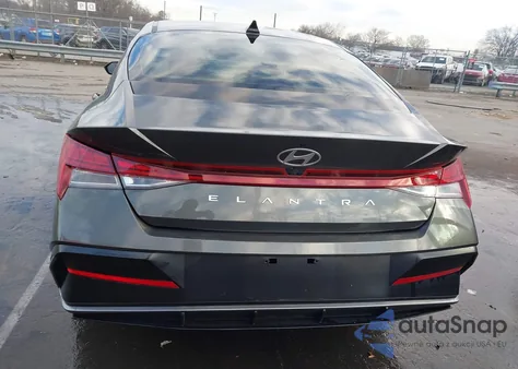 2024 Hyundai Elantra Sel from USA, damaged, VIN KMHLS4DGXRU670145